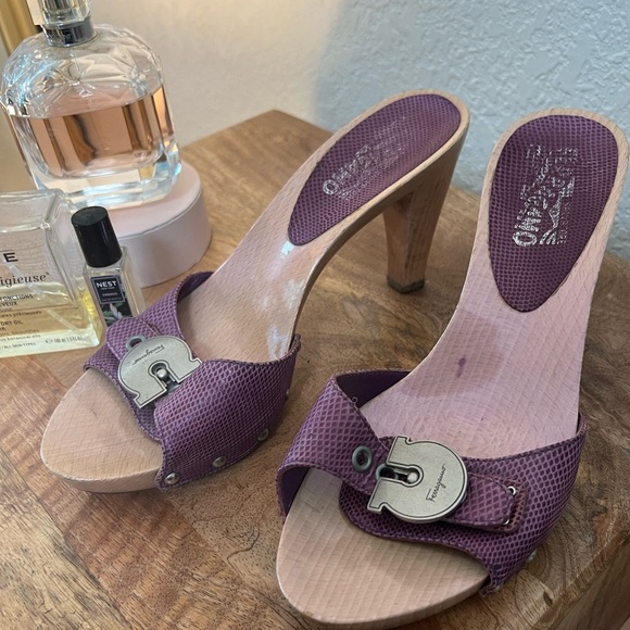 Salvatore Ferragamo Sandels - Picture 5 of 10